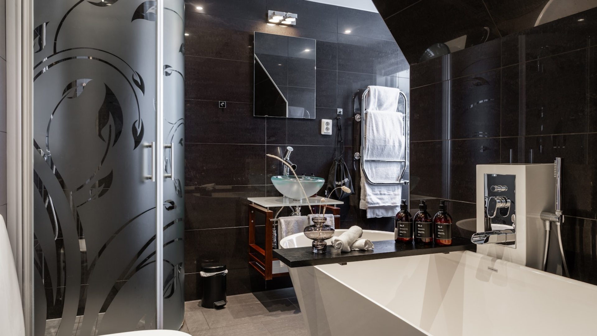 Stufvenäs-Gästgifveri-Rum-Svit-Timotej-4